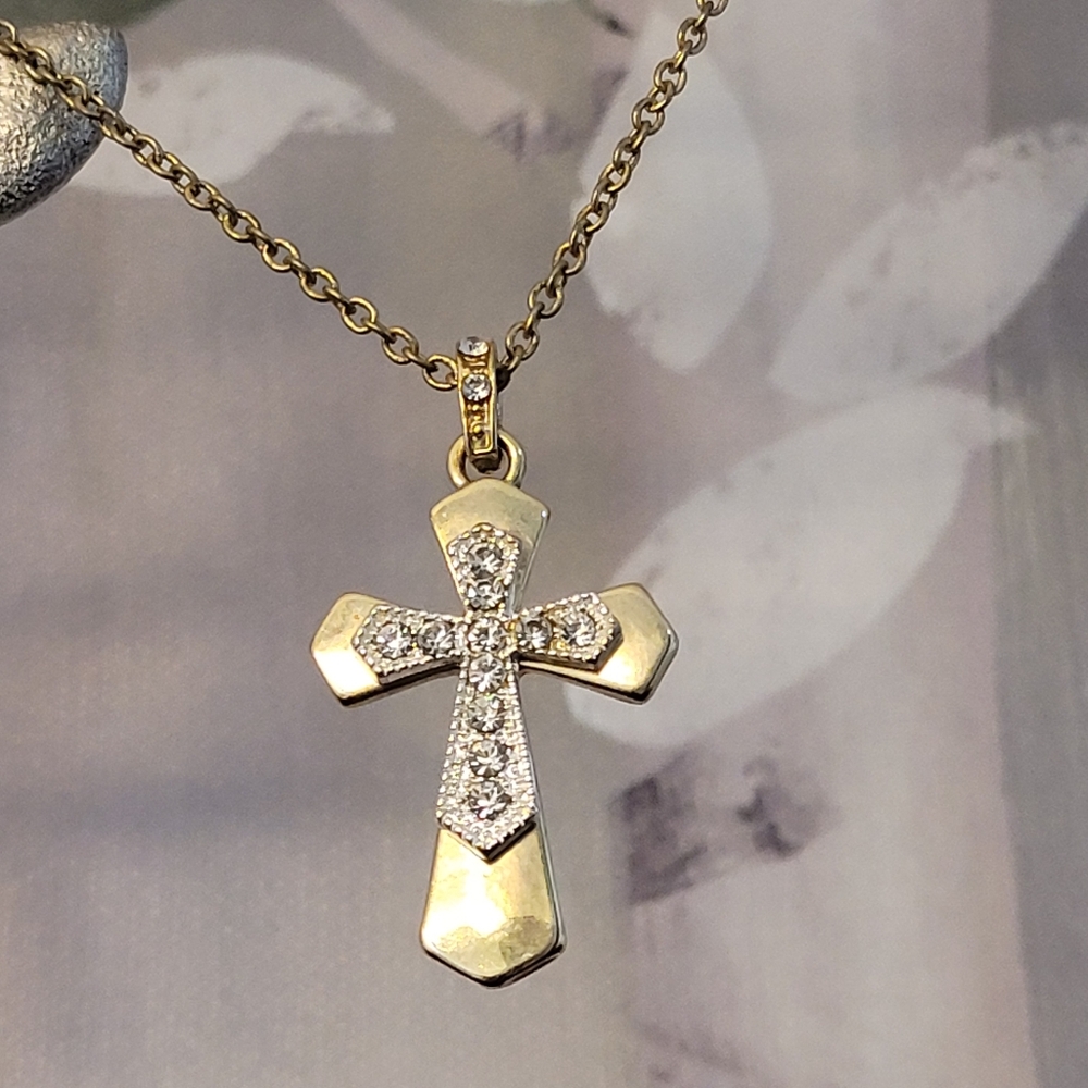 Cross Necklace Gold-tone Cross With Sparkling Crystal Accents - Picture 3 of 16